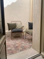 La loge familiale: 110m2, place rose goudard, AC - B&B L'Isle-sur-la-Sorgue