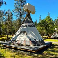 Buck And Does Tipi - 20' - Sleeps Up To 4 - B&B