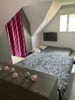 Quadruple Room with Shared Bathroom