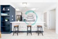 Oceanfront Gem - Pool - Balcony - Breathtaking View - Ferienwohnung Darwin