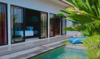 Valentine Bungalow Berawa - Chambres d’hôtes Canggu
