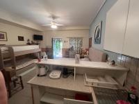 Deluxe Queen Studio 