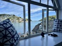 Seascape - Waterfront apartment, glorious views and parking - Ferienwohnung