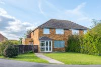 Kidlington 3 BR House with parking & large garden - Chambres d’hôtes