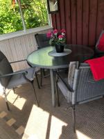 Gävle hel Lägenhet Stuga i 2 plan 28 m2 Centrum 3 Furuvik 9 - B&B Gävle