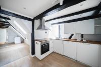 Charming 2-BR duplex in a central location - 165 - B&B