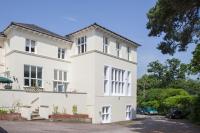 Beautiful treetop apartment with Cotswolds views - Ferienwohnung