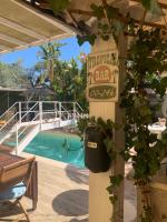Camera King con Vista Piscina 