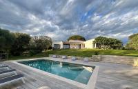 Magnifique Villa Moderne Avec Piscine - Ferienwohnung