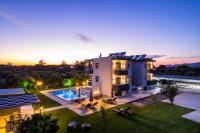 Aspect Luxury Apartments with Pool - B&B Galangádhos