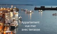 Rare à Granville! Appartement avec terrasse! Vue mer! - B&B Granville