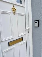 Gillingham 4 bed Guest House - Chambres d’hôtes