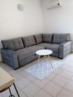 Apartamento con vistas y balcón