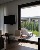 Studio Apartment with King Bed