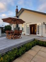 Number 32 - B&B