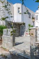 Aegean Whispers House - Bed and Breakfast Psalidi