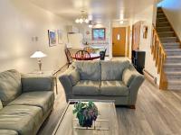 Dells Getaway At Tamarack & Mirror Lake Resort - B&B