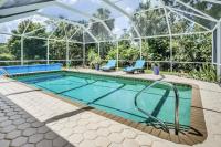 B&B North Fort Myers - NEW! Waterfront Heated Pool Fishing Pier - Bed and Breakfast North Fort Myers