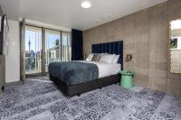Deluxe Studio with free secure Parking