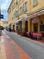 Sweet Loft Menton con letto su mezzanina H1,40 - Chambres d’hôtes Menton