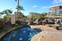 Ocean View One Bedroom at Honua Kai!! - B&B Lahaina