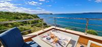 B&B Rtina - Apartments Nicolas - Beach & Sea 10m away - Amazing sea view! - Bed and Breakfast Rtina