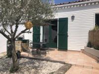 Maison de village au coeur de Talmont St Hilaire - Bed and Breakfast