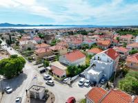 Royal Oak Apartment With Private Parking - Bed and Breakfast Zadar