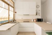Cute Flat near the Beach with Parking - B&B