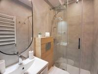 Camera Matrimoniale/Doppia con Letti Singoli con Balcone 