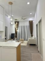 Damai Antara Homestay - Bed and Breakfast