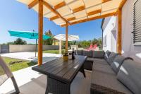 Holiday House Beram - B&B Zadar