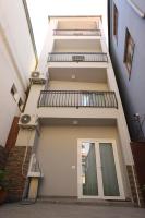 Apartment mit Terrasse