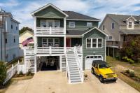 Sojourn Family home with Country Club Access 5 Bedrooms Sleeps 12 - Chambres d'hôtes Kill Devil Hills