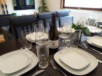 Appartement de Luxe avec Jacuzzi, Vue Montagne et Jardin - Bed and Breakfast Chamonix