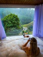 Suite with Hot Tub