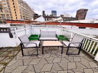 Elegant Urban Retreat in the Heart of Center City - Ferienwohnung
