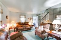 Charming West Mifflin House - 3 Mi to Kennywood! - B&B