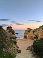 CoralBlu, stylish beachside flat - Fast Wi-Fi - B&B Armação de Pêra