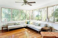 Silver Lake Mid-century Nestled In The Treetops - B&B