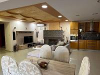 Lux House with Garden - B&B
