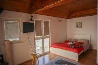 Studio mit Terrasse und Gartenblick