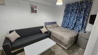 Luxury Leytonstone Studio flat - B&B London