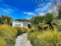 Sailor's Cottage - Stay Waiheke - Bed and Breakfast