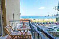 B&B Vado Ligure - Balcone sul Mare Fronte Spiaggia con AC - Bed and Breakfast Vado Ligure