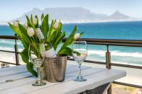The Waves 1002 by HostAgents - B&B