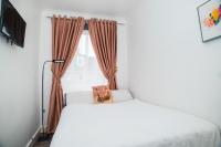 Entire Fabulous 2Bedroom First Floor Flat Located Within Close Proximity to City Centre & University of Aberdeen with Private Parking - Bed and Breakfast