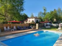 Luxury Safari Tents at Moulin Du Pommier Glamping & Camping - Chambres d’hôtes Saulgond