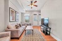 St Louis Tower Grove Two-Story Townhome Perfect for Groups Side B - Chambres d’hôtes