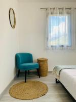 Apartamento de 3 dormitorios con balcón